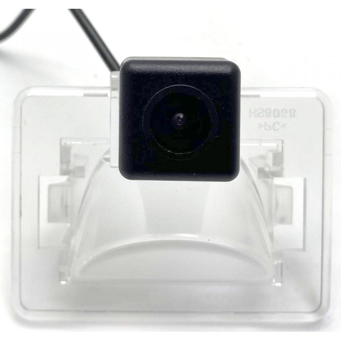 Камера заднего вида Teyes SONY-AHD 1080p 170 градусов cam-137 для Mazda 5, Mazda 6 2007+, Mazda 6 Wagon 2007+, CX-5, CX-7, CX-9